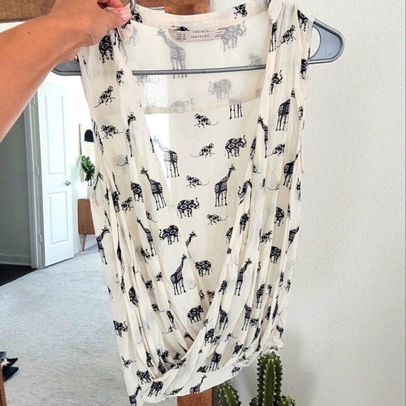 ZARA RARE ANIMAL PRINT TOP BLOUSE MEDIUM - Picture 1 of 3